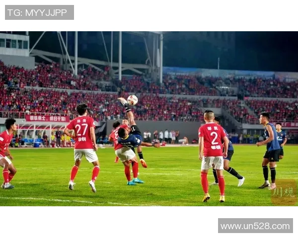 川超凉山队球员飞踹主裁，律师：或面对拘留、罚款和长时间禁赛