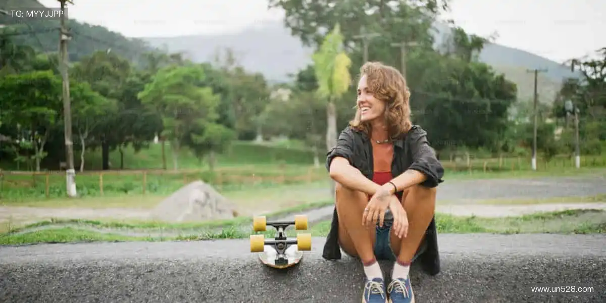 📺直击赛事现场,零时差享受热血对决!🎯